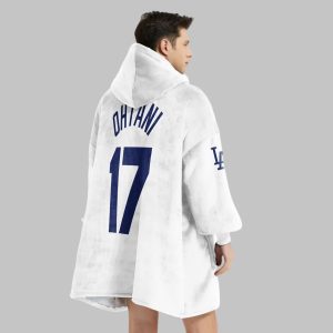 Ohtani 17 LA Dodgers Unisex Blanket Hoodie 4 Ohtani 17 LA Dodgers Unisex Blanket Hoodie